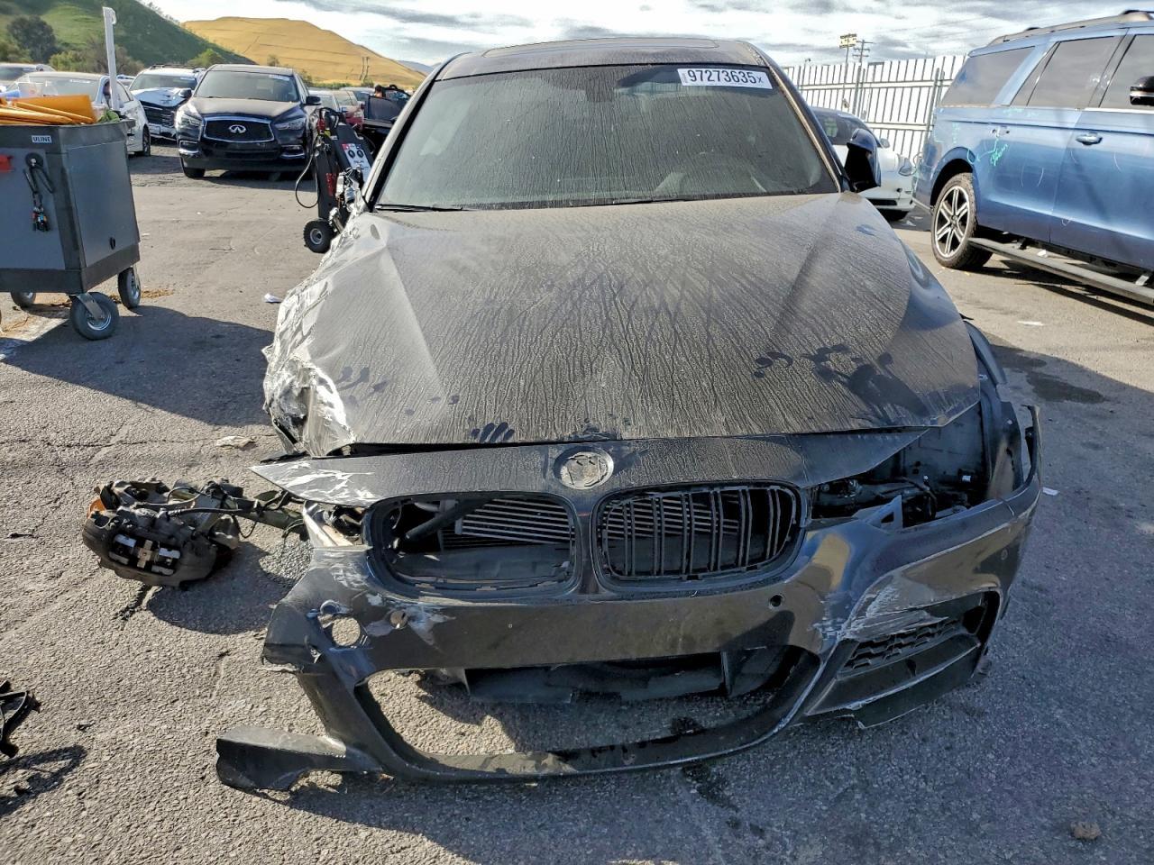 2013 BMW 3 SERIES
