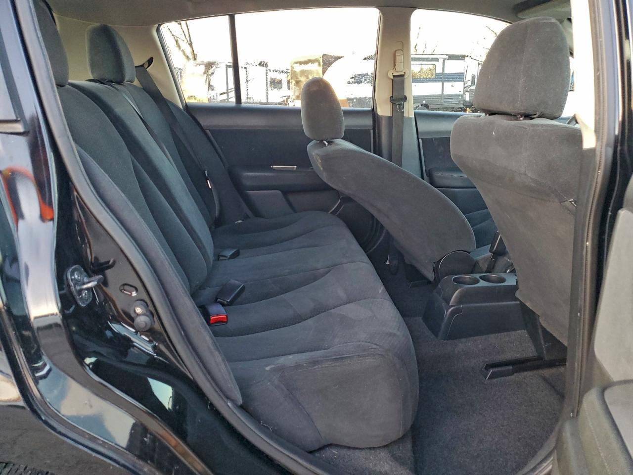 2011 NISSAN VERSA