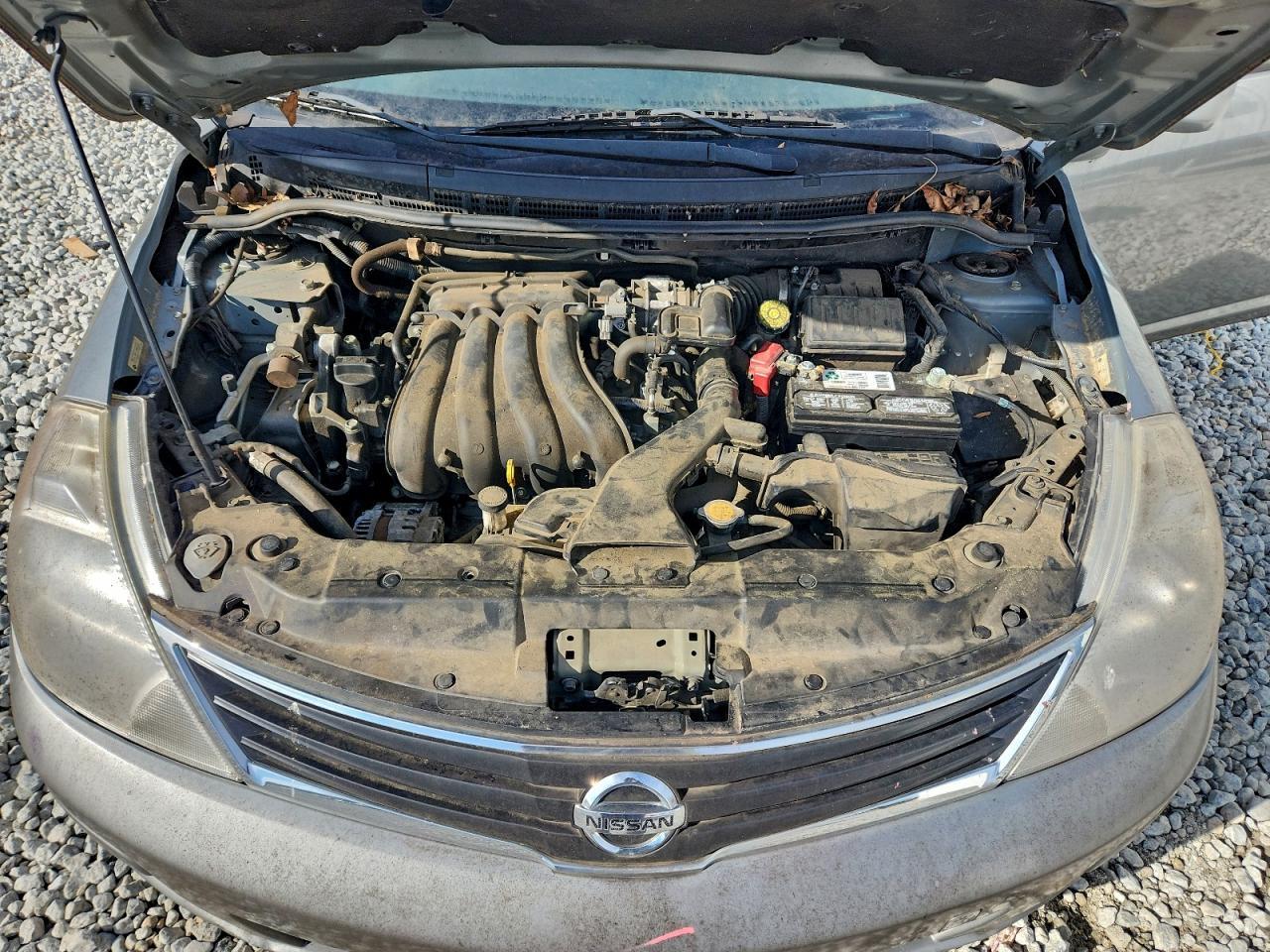 2012 NISSAN VERSA