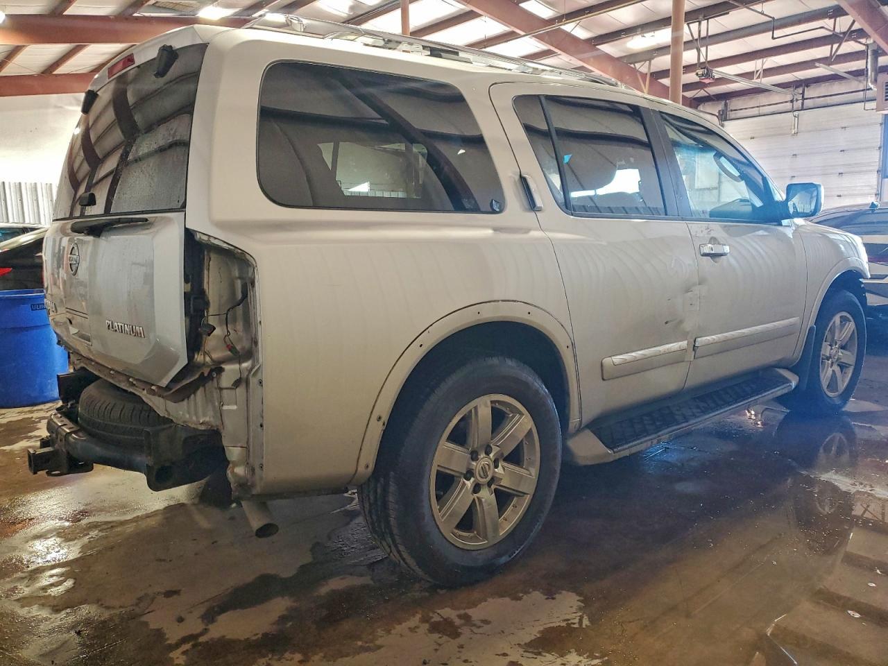 2011 NISSAN Armada