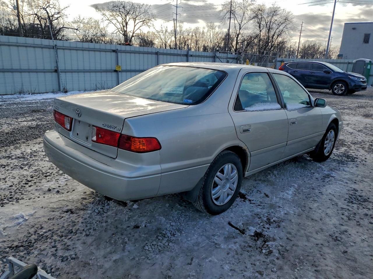 2000 TOYOTA CAMRY