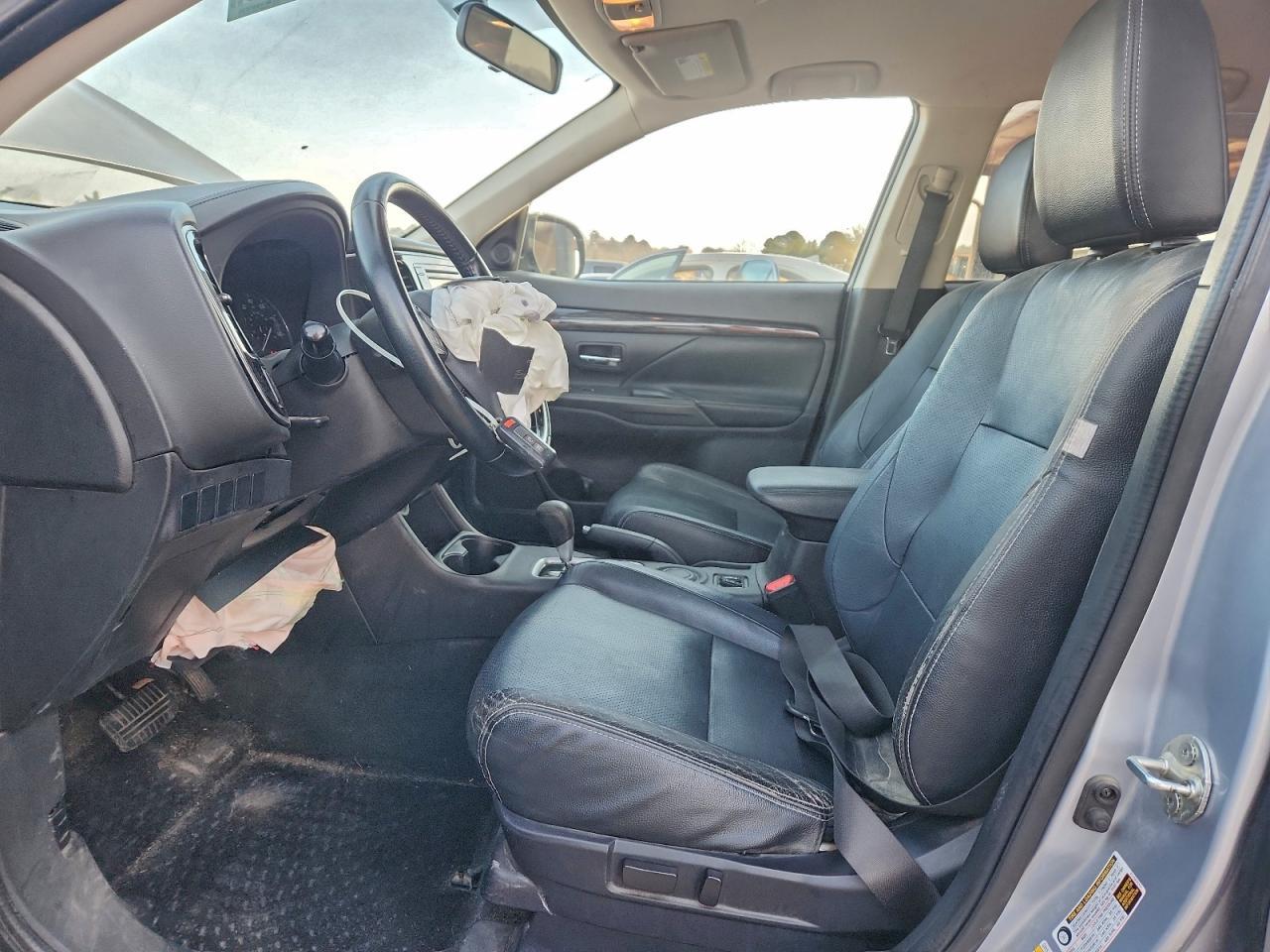 2016 MITSUBISHI outlander