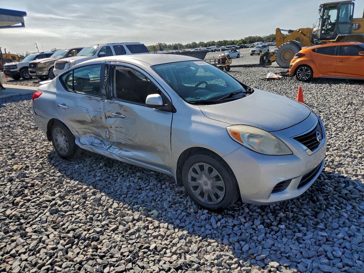 2013 NISSAN VERSA