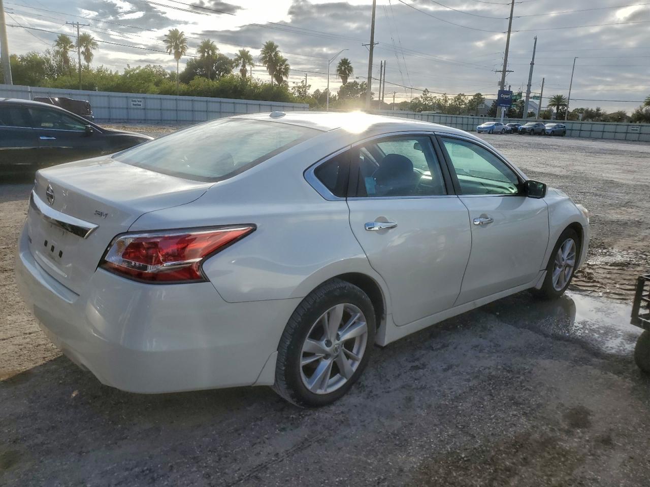 2015 NISSAN ALTIMA