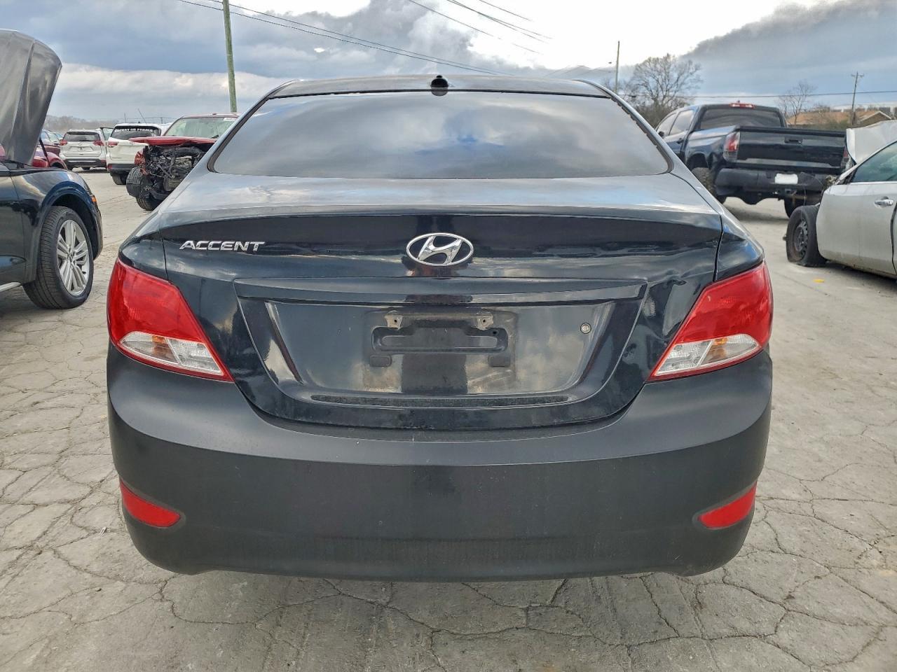 2015 HYUNDAI ACCENT