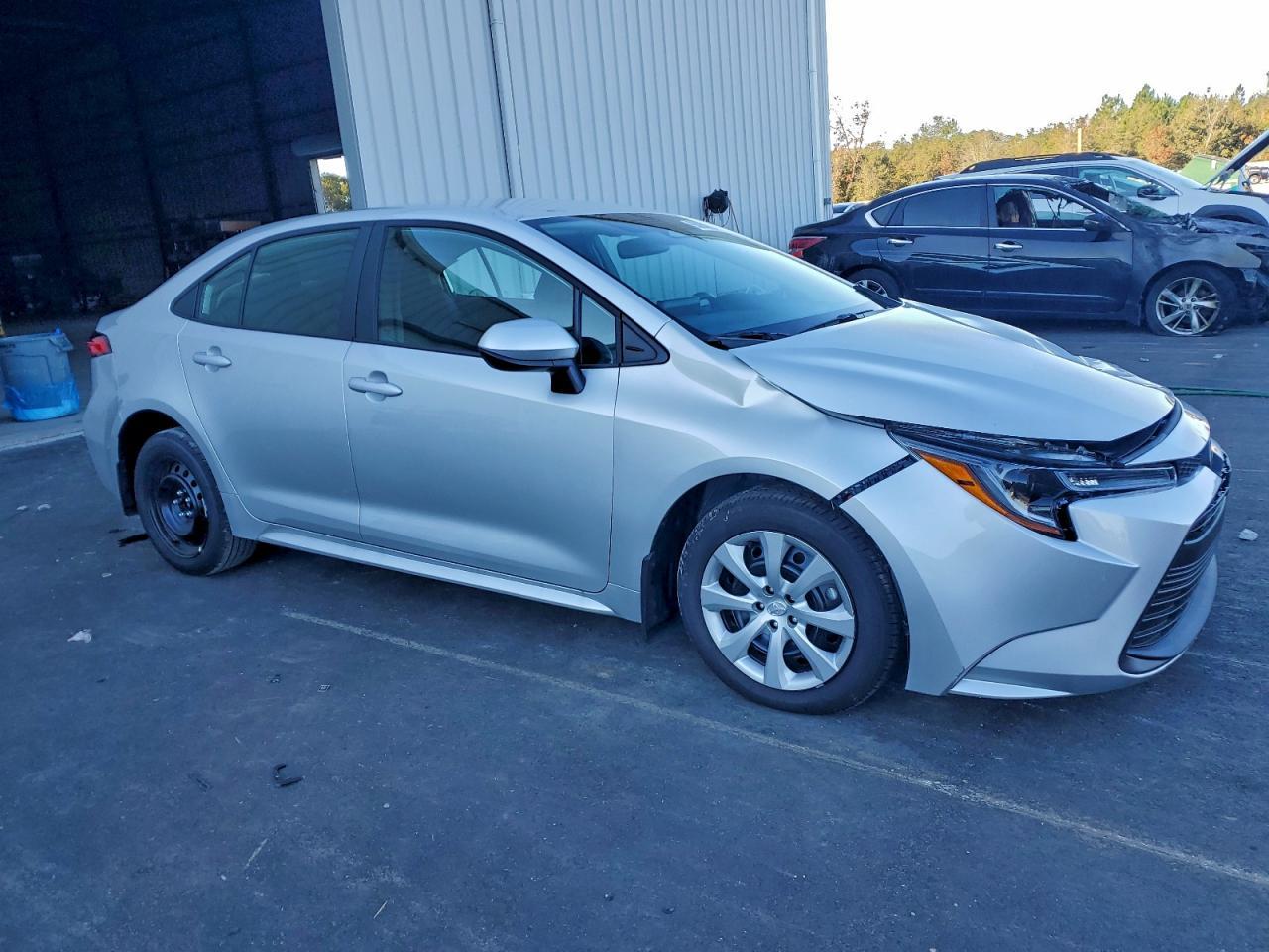 2025 TOYOTA COROLLA