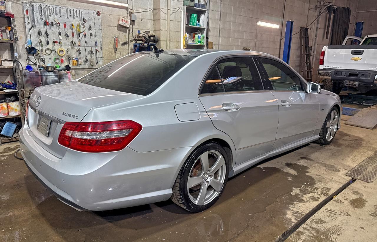 2011 MERCEDES-BENZ E-Class