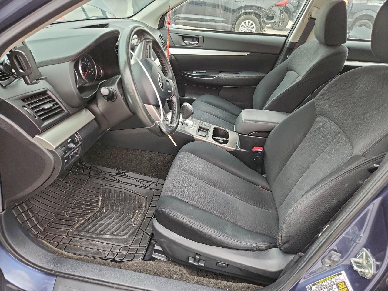 2013 SUBARU Legacy