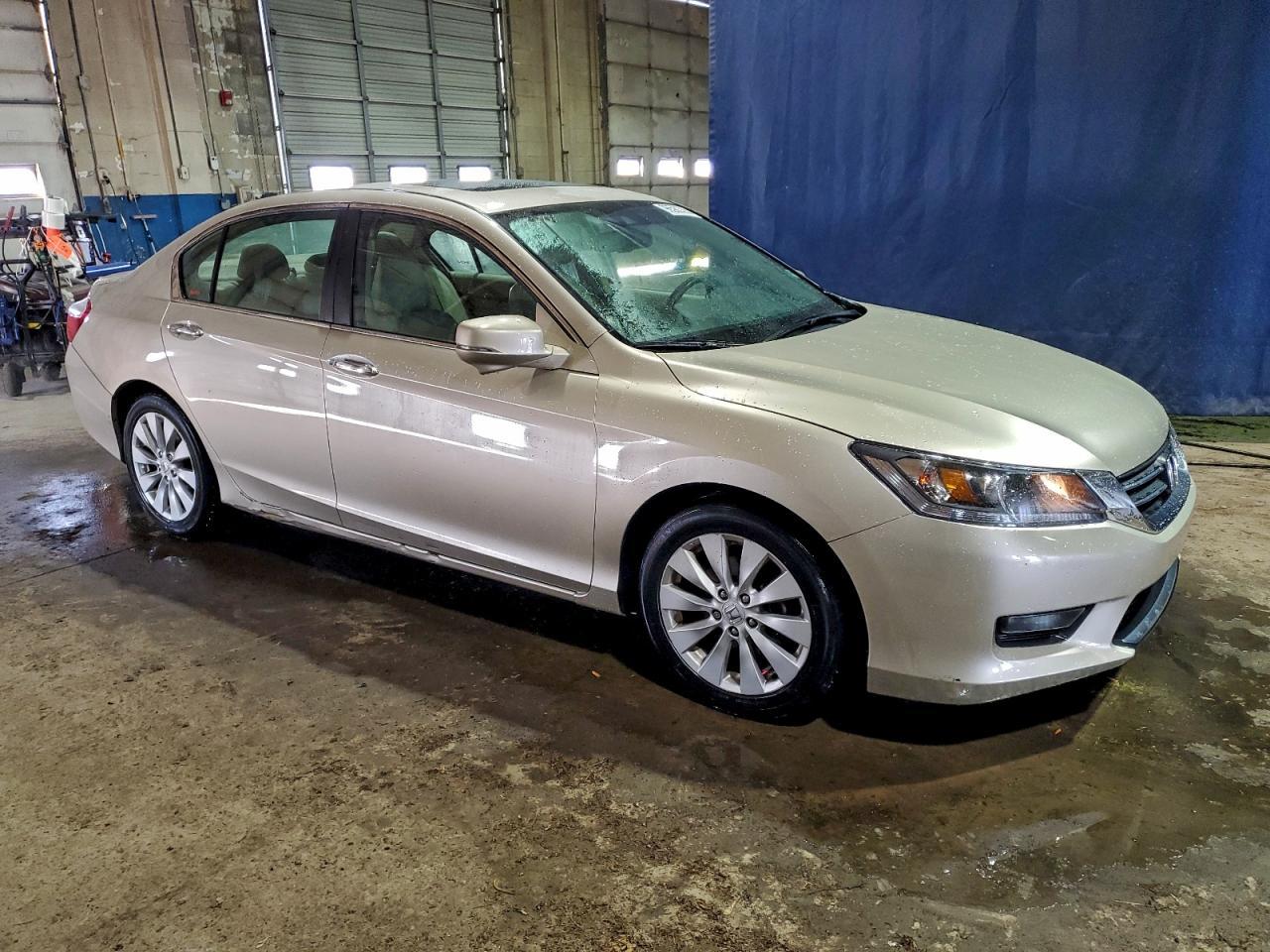 2015 HONDA ACCORD