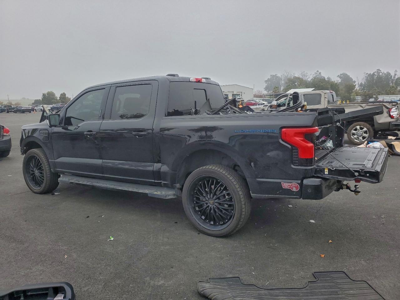 2022 FORD F-150 Lightning