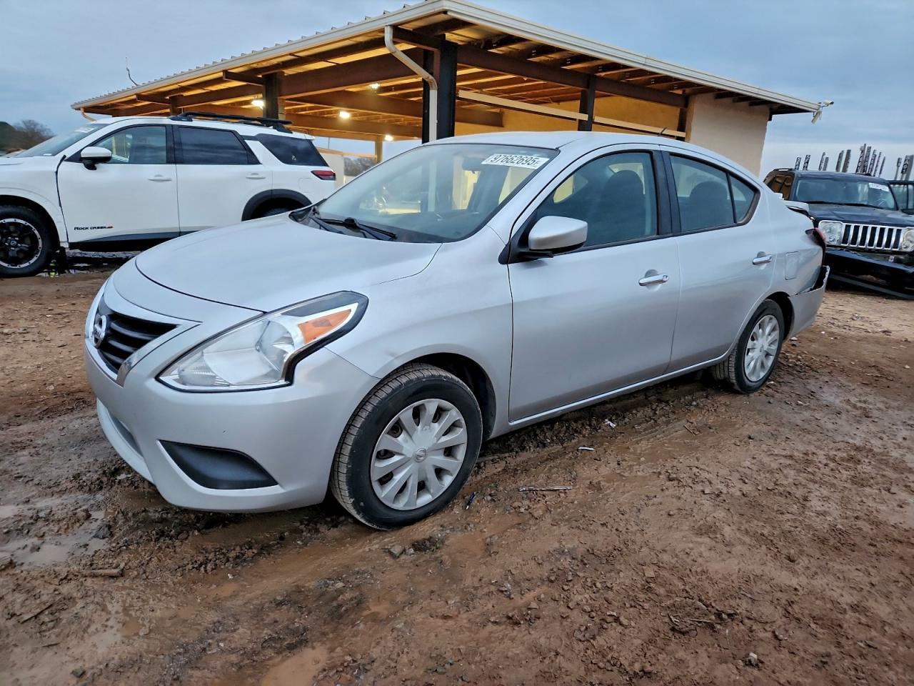 2018 NISSAN VERSA