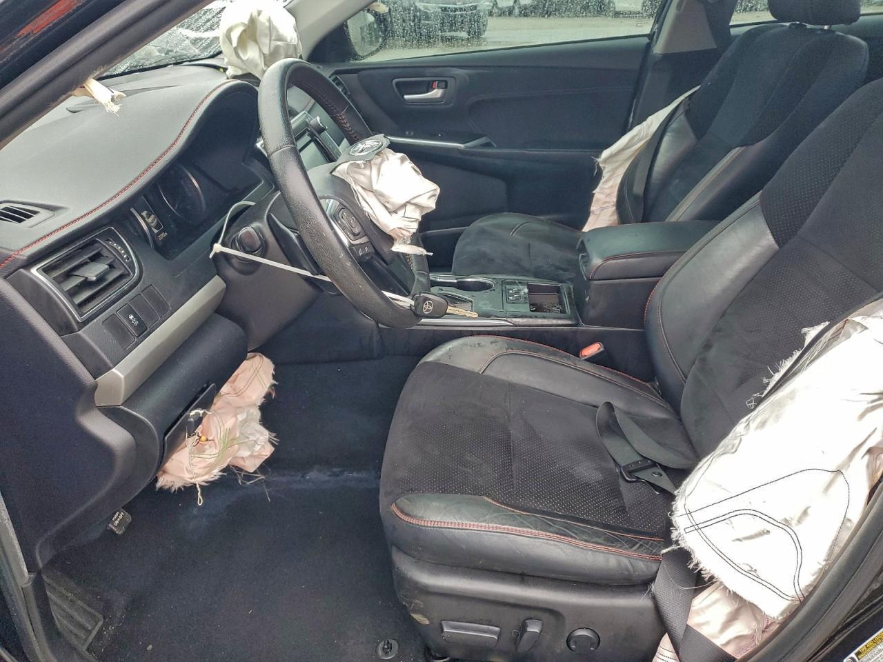 2015 TOYOTA CAMRY