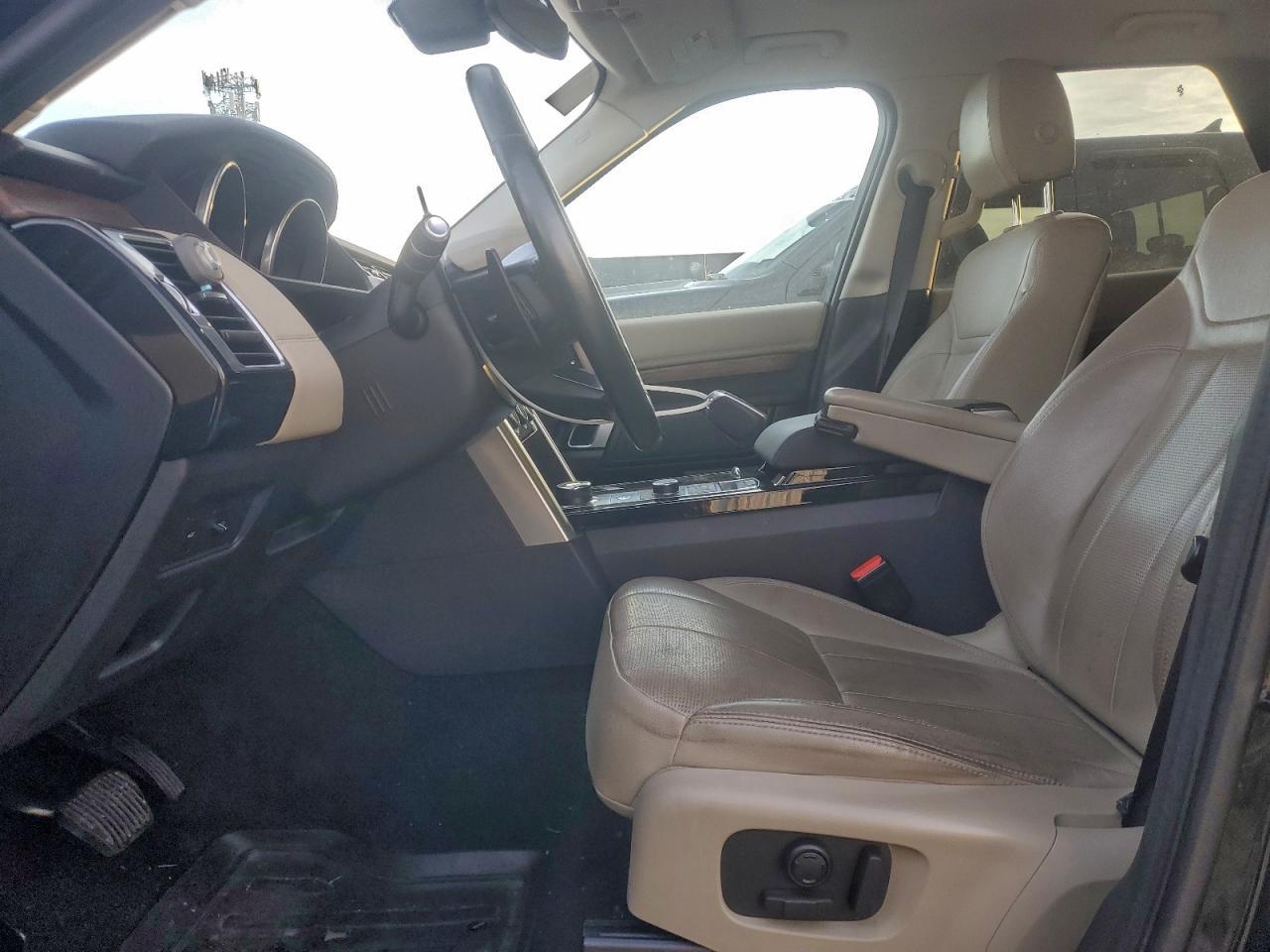 2017 LAND ROVER Discovery