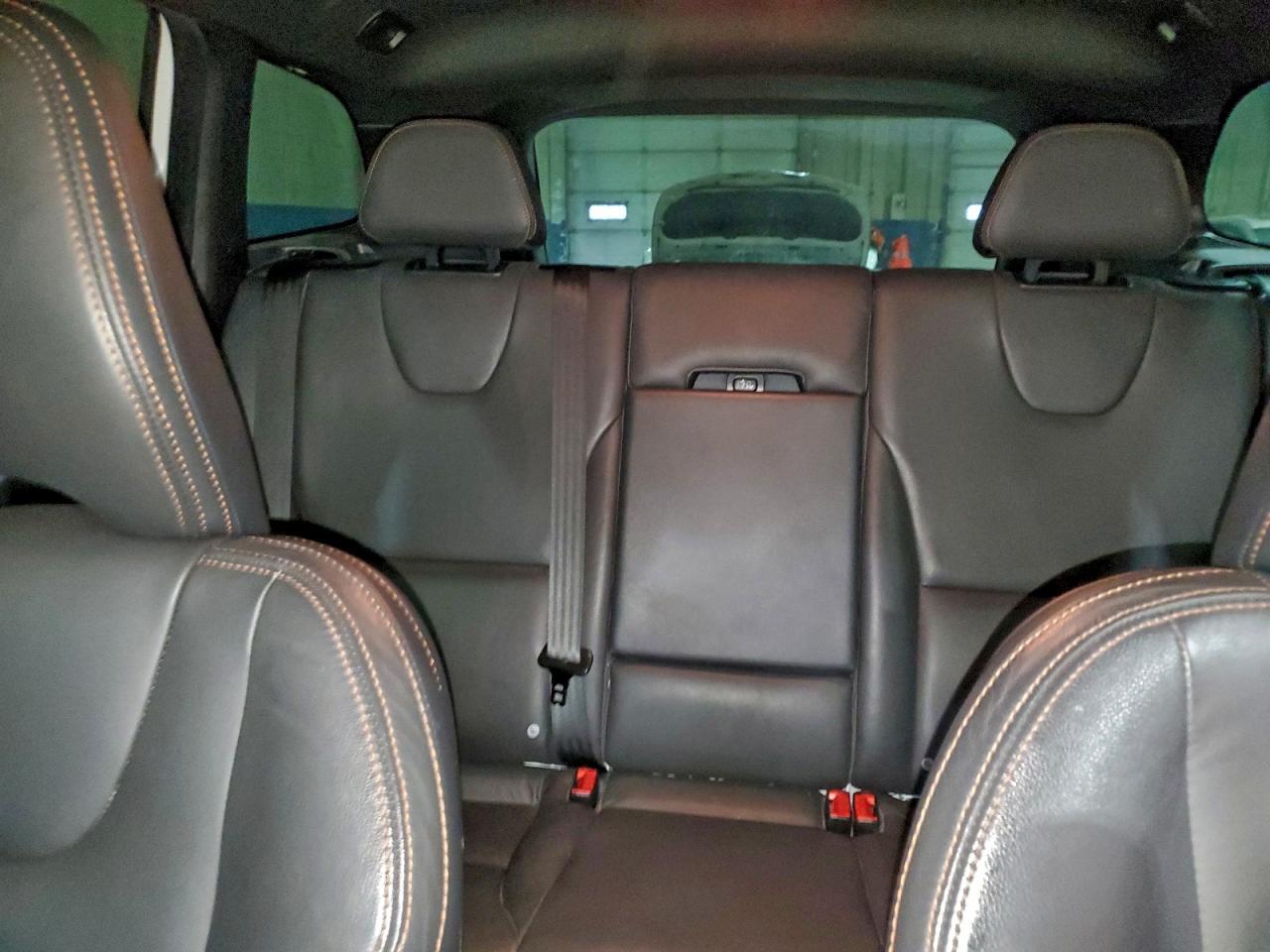 2016 VOLVO XC60