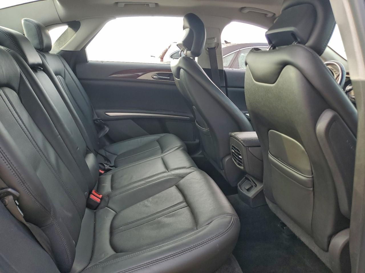 2013 LINCOLN MKZ