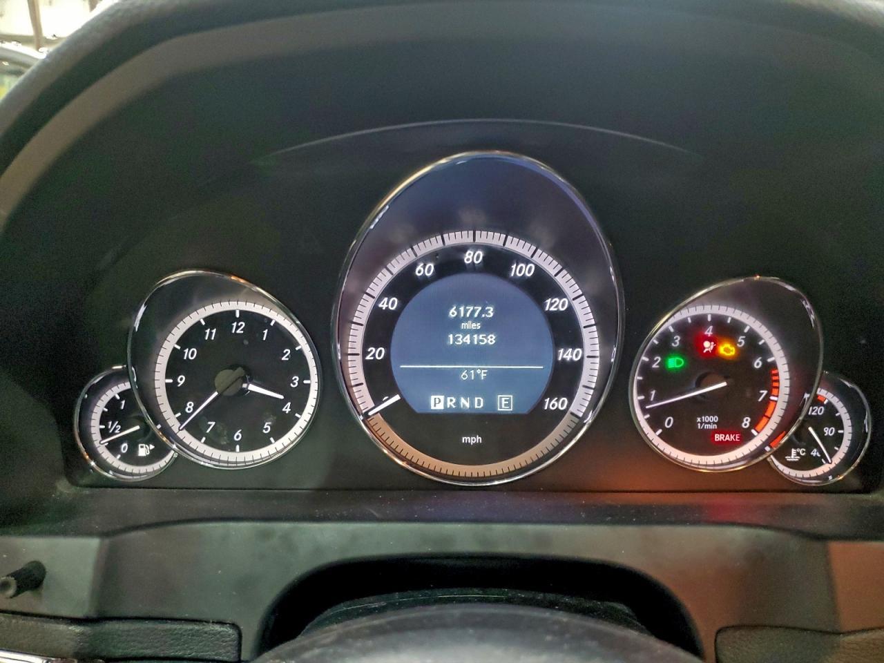 2011 MERCEDES-BENZ E-Class