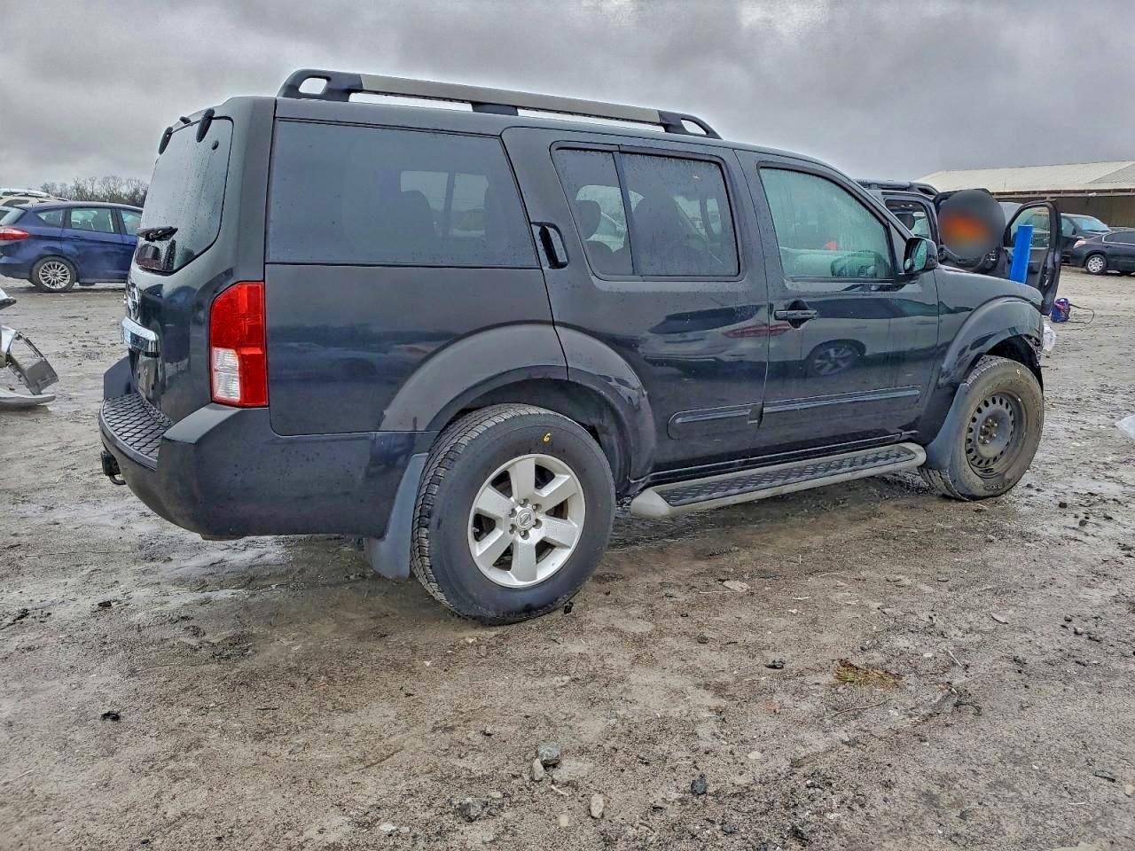 2012 NISSAN PATHFINDER