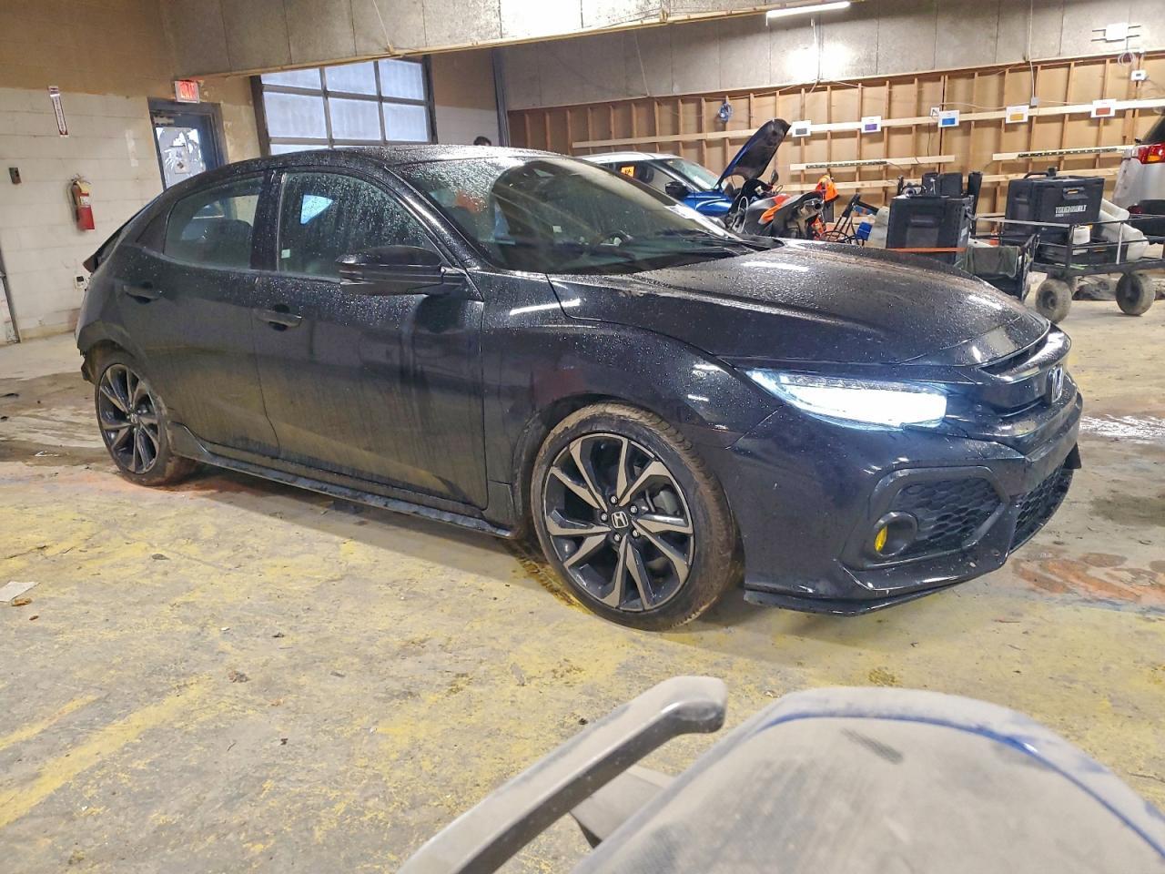 2017 HONDA CIVIC