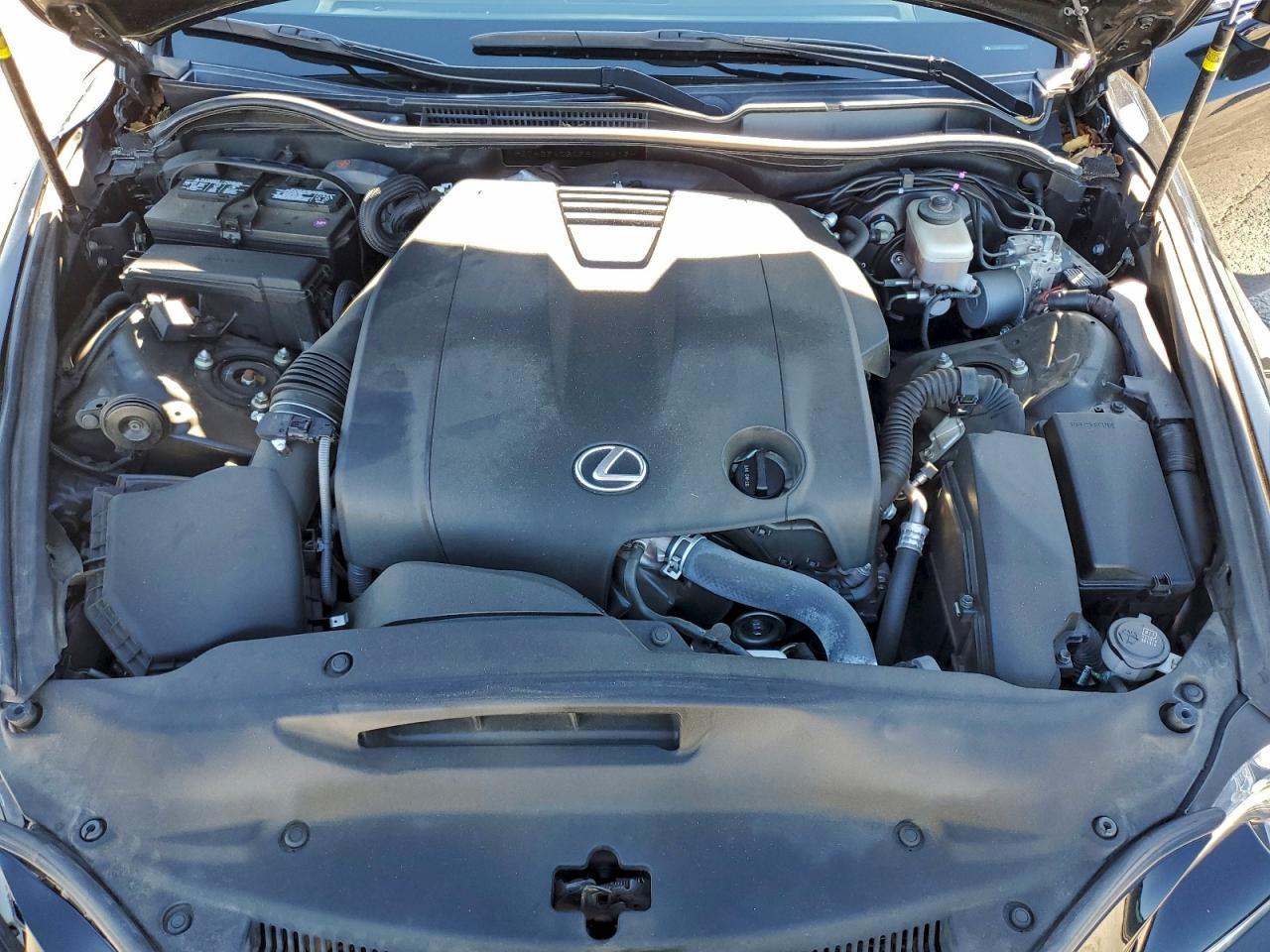 2015 LEXUS IS 250