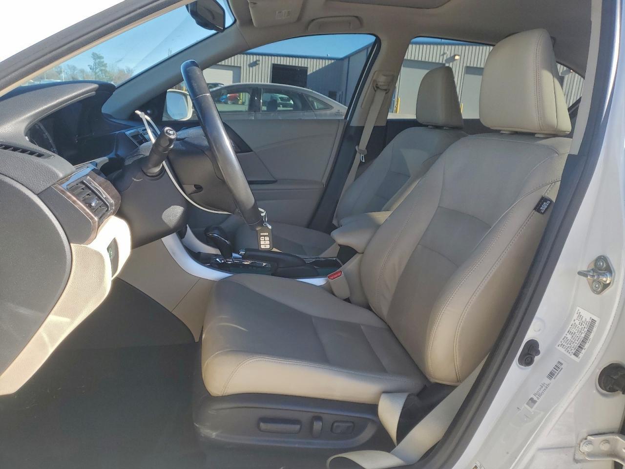 2017 HONDA ACCORD