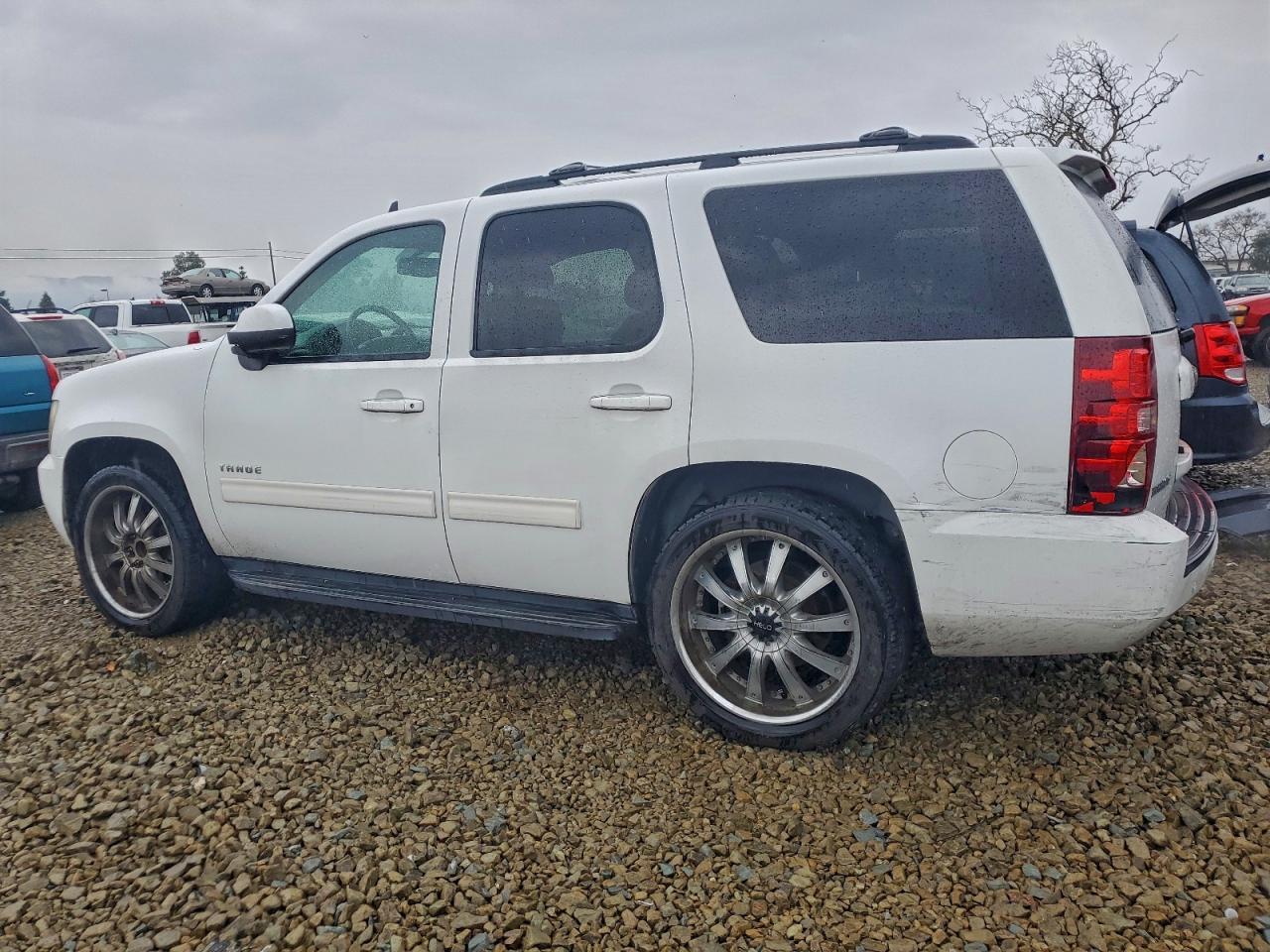 2011 CHEVROLET Tahoe