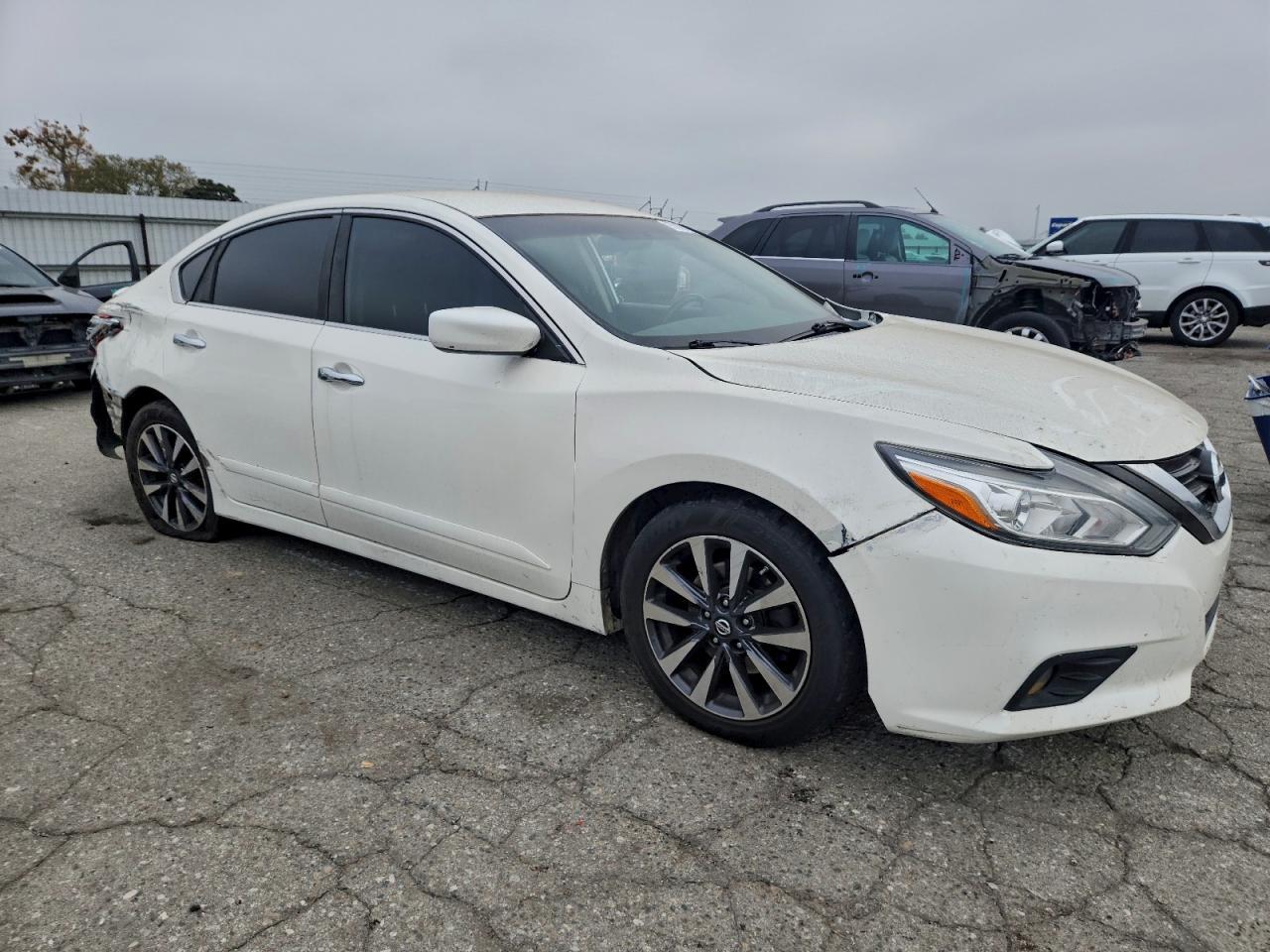2017 NISSAN ALTIMA