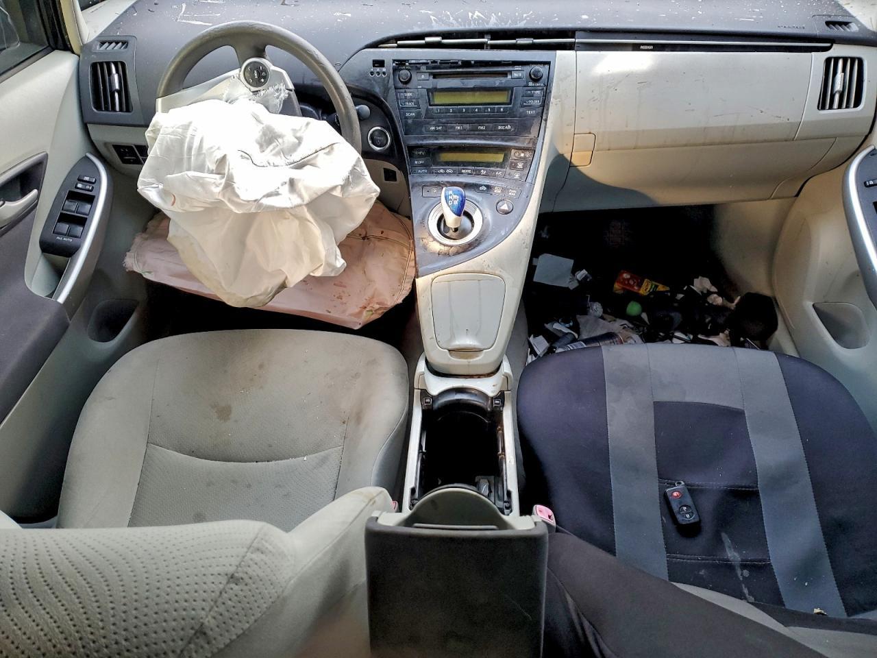 2010 TOYOTA PRIUS