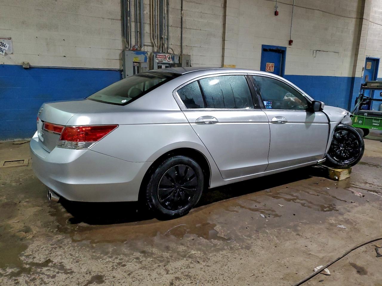 2011 HONDA ACCORD