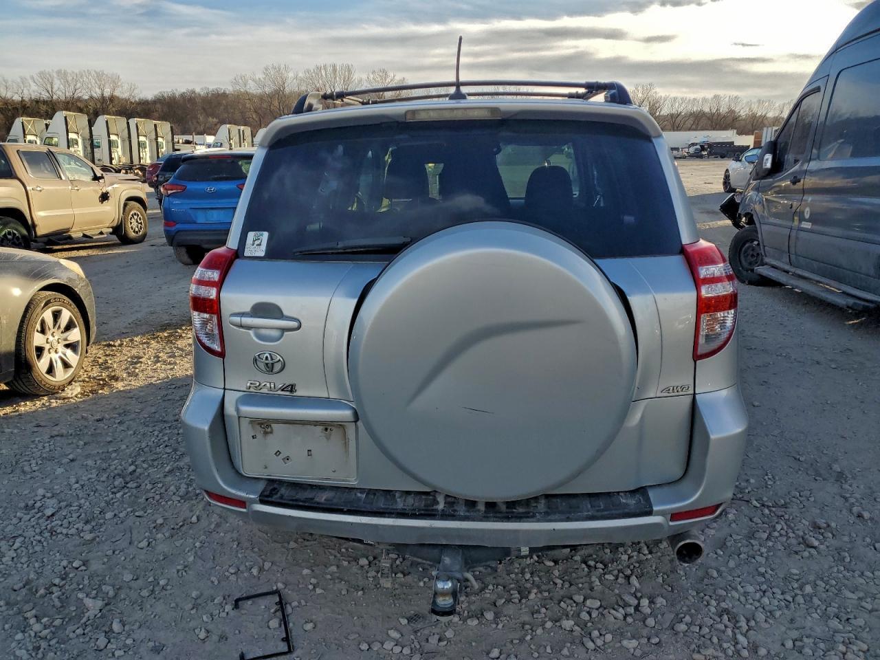 2012 TOYOTA RAV4