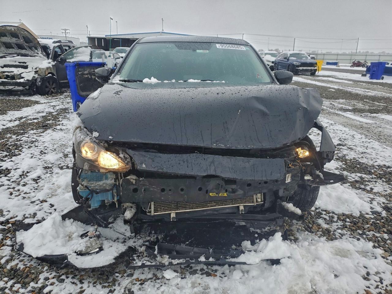 2015 MAZDA 3