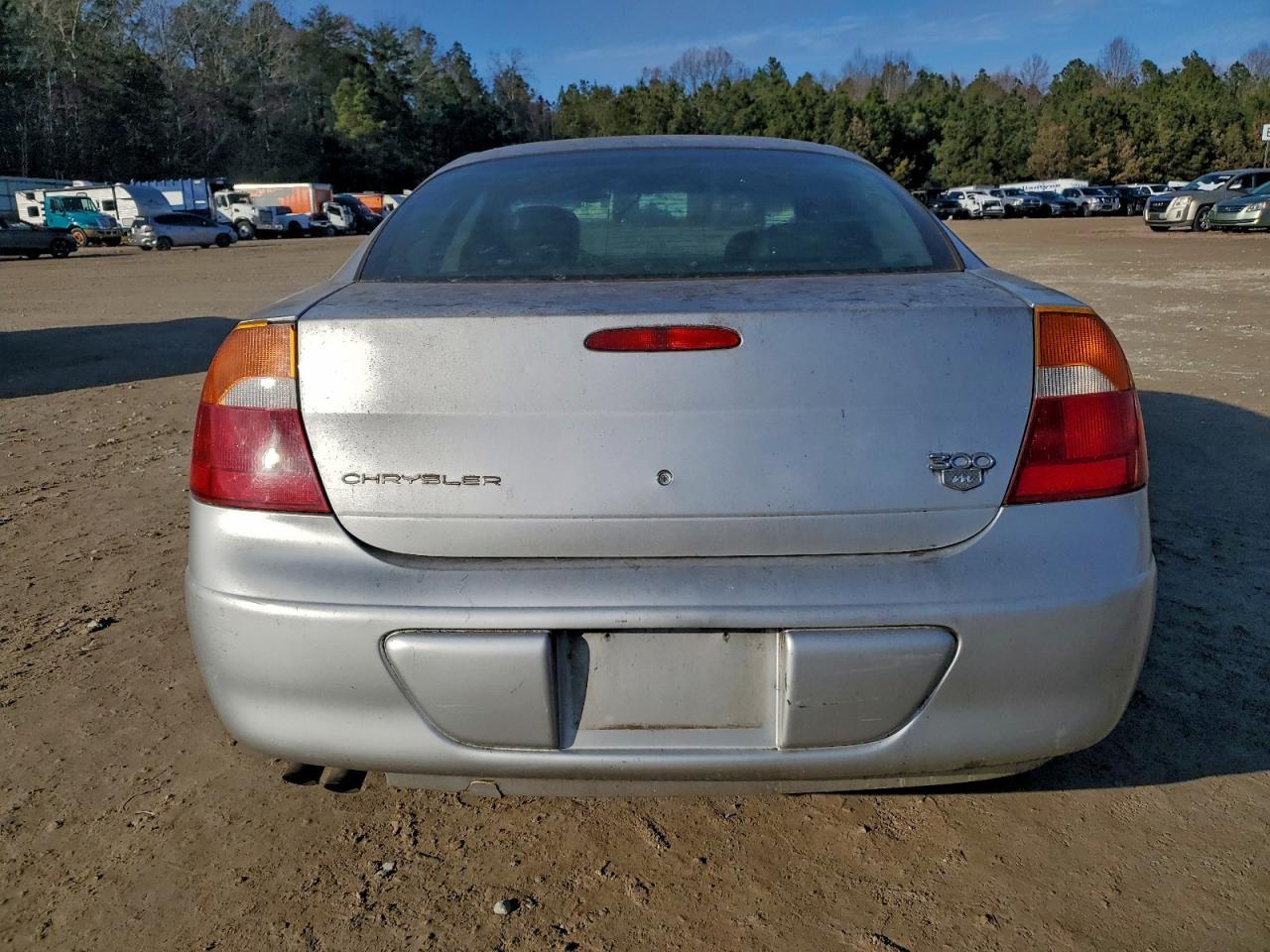 2000 CHRYSLER 300m