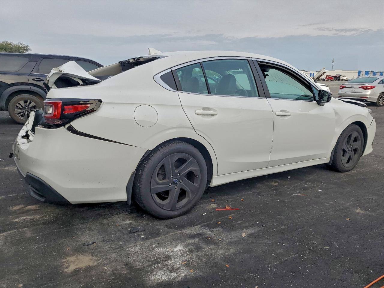 2022 SUBARU Legacy