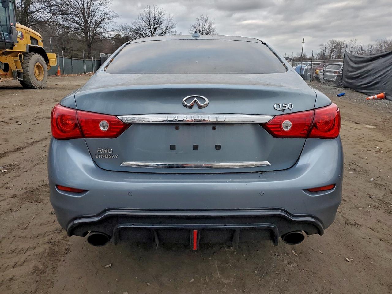 2015 INFINITI Q50