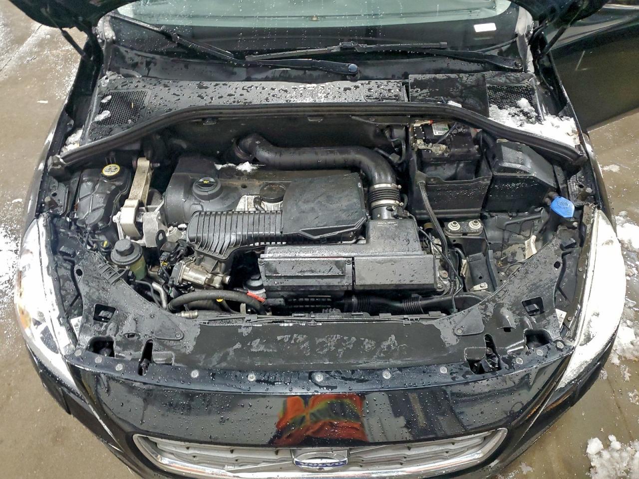 2013 VOLVO S60