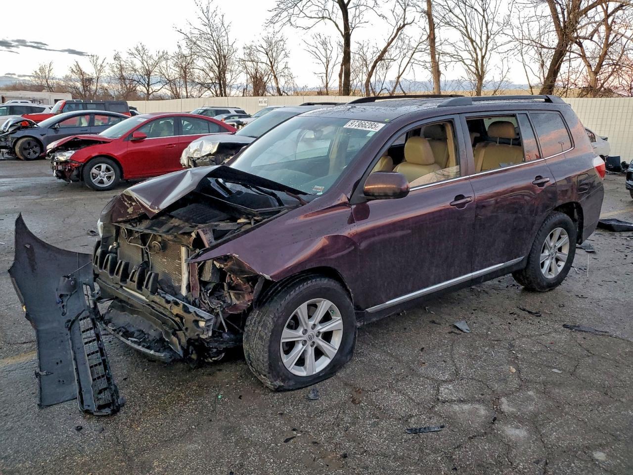2013 TOYOTA HIGHLANDER