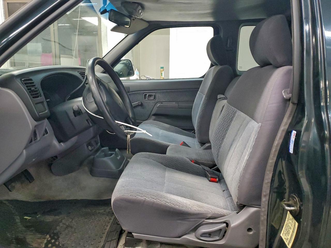 1999 NISSAN Frontier