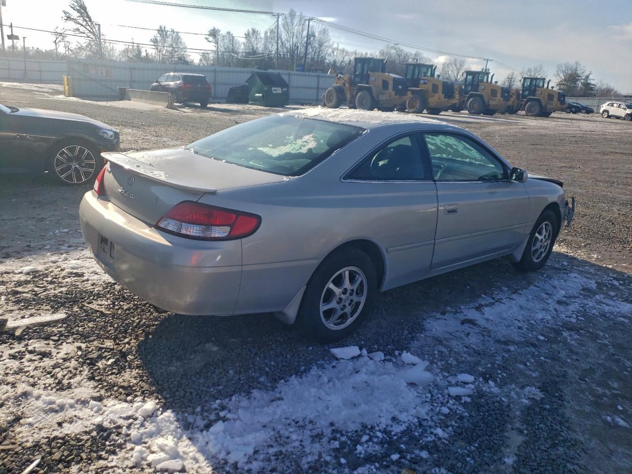 2001 TOYOTA CAMRY