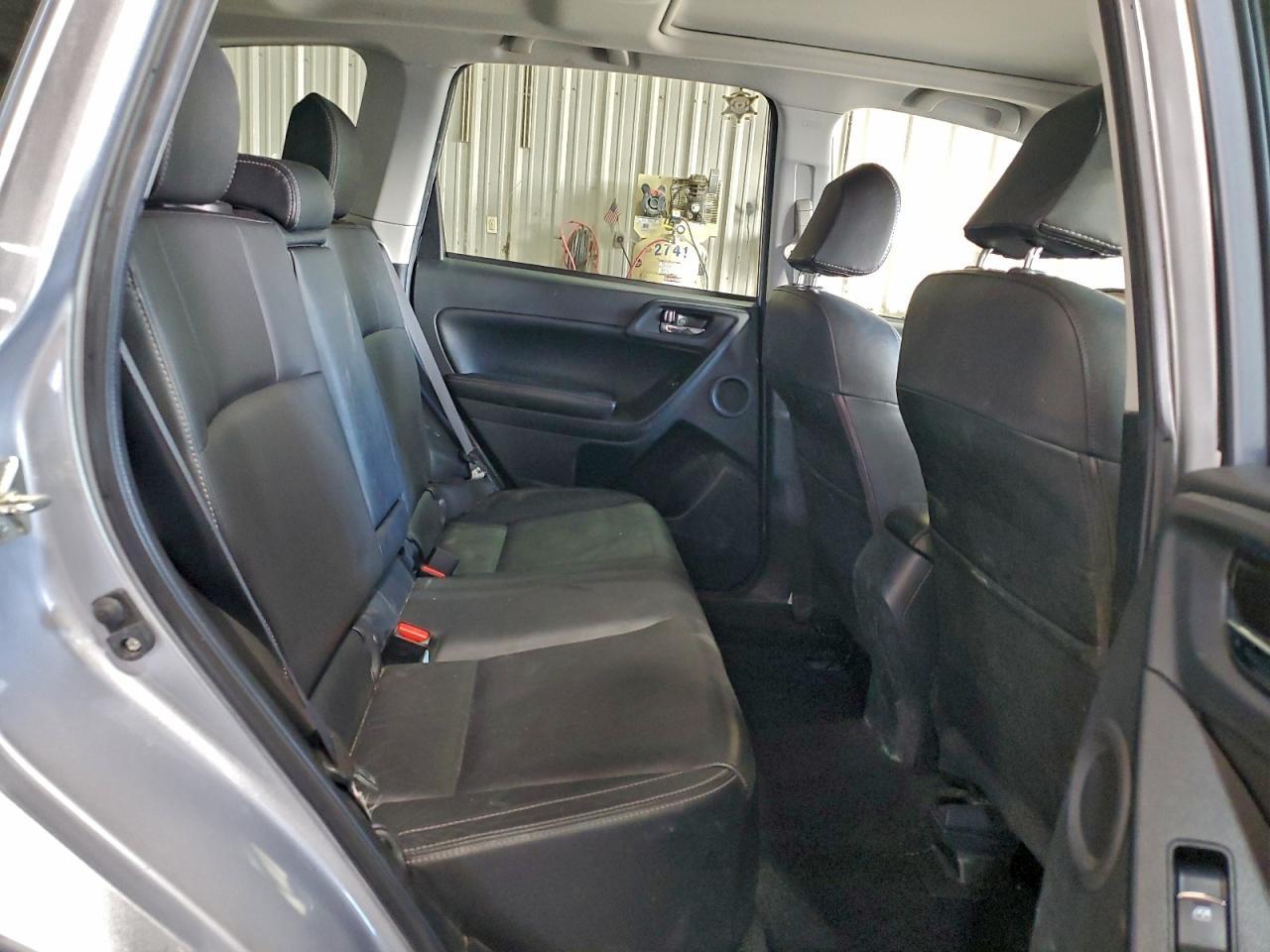 2018 SUBARU FORESTER