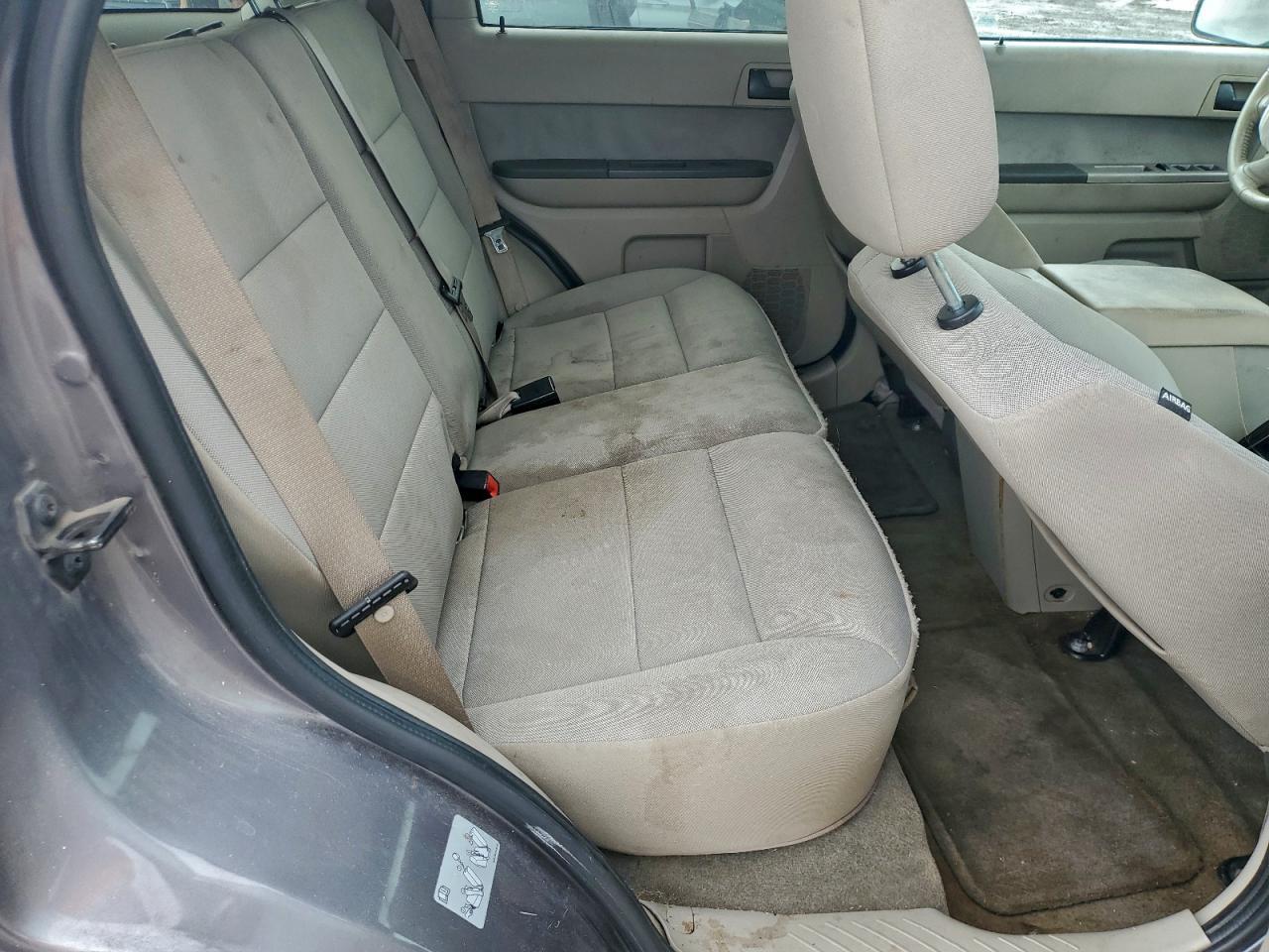 2010 FORD ESCAPE