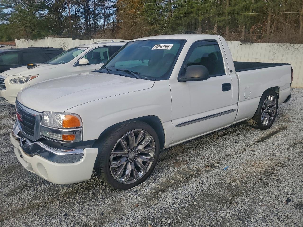 2004 GMC Sierra