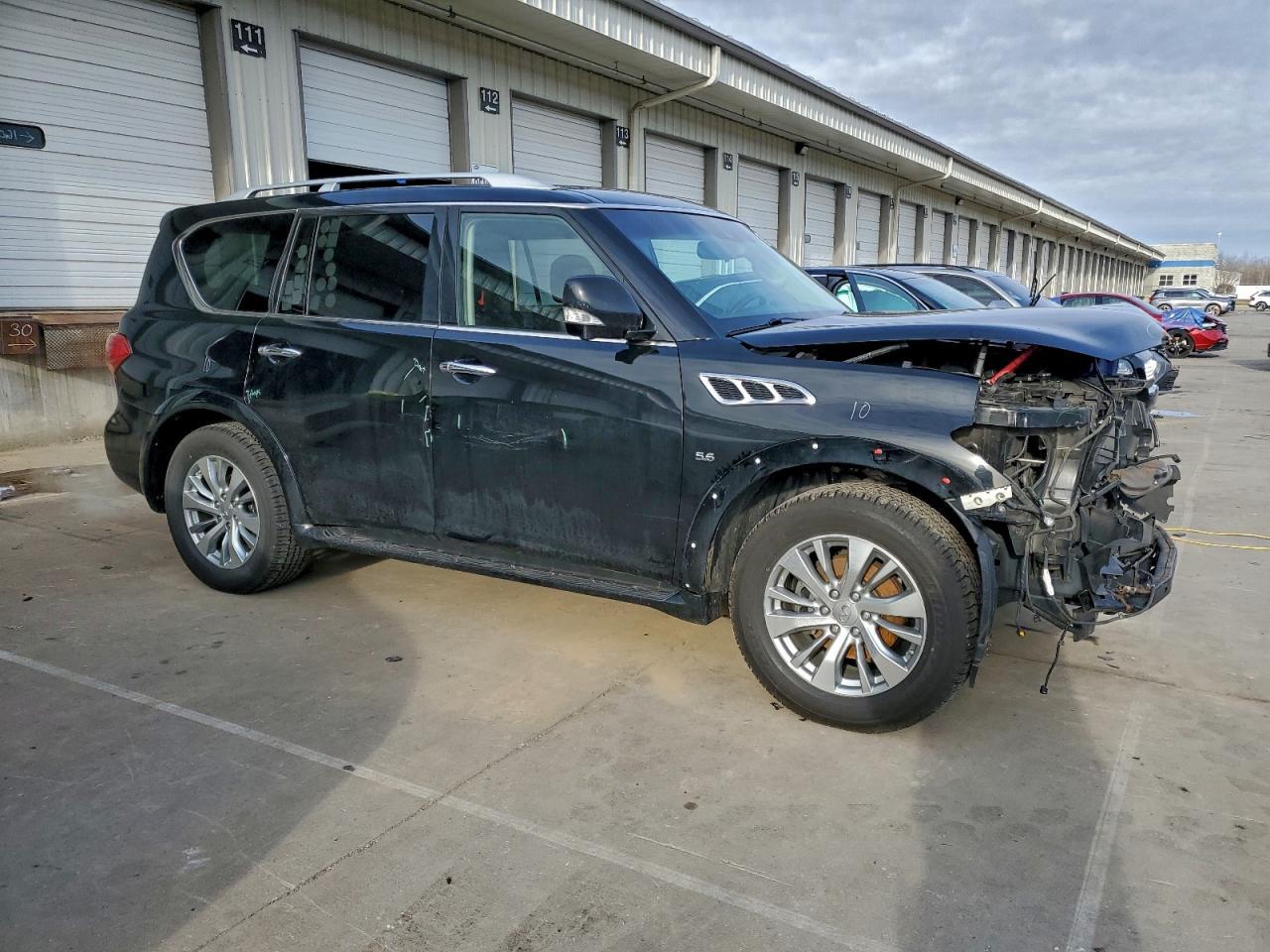 2016 INFINITI QX80
