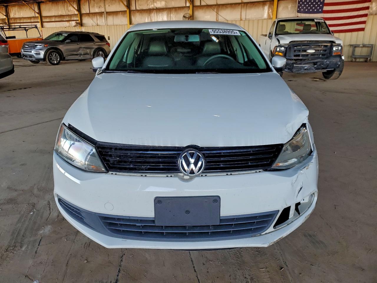 2014 VOLKSWAGEN JETTA