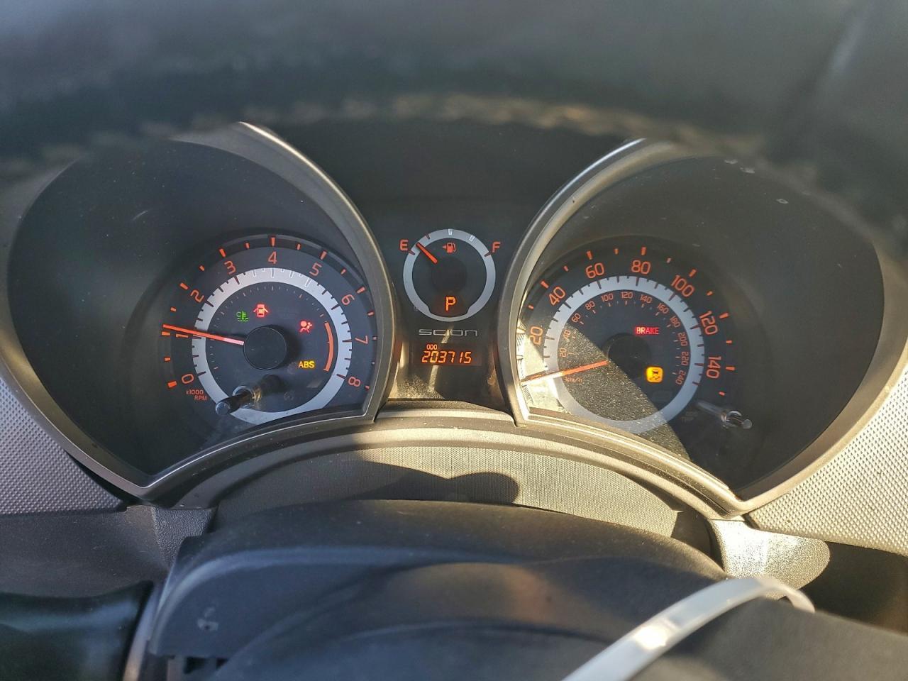 2013 TOYOTA SCION