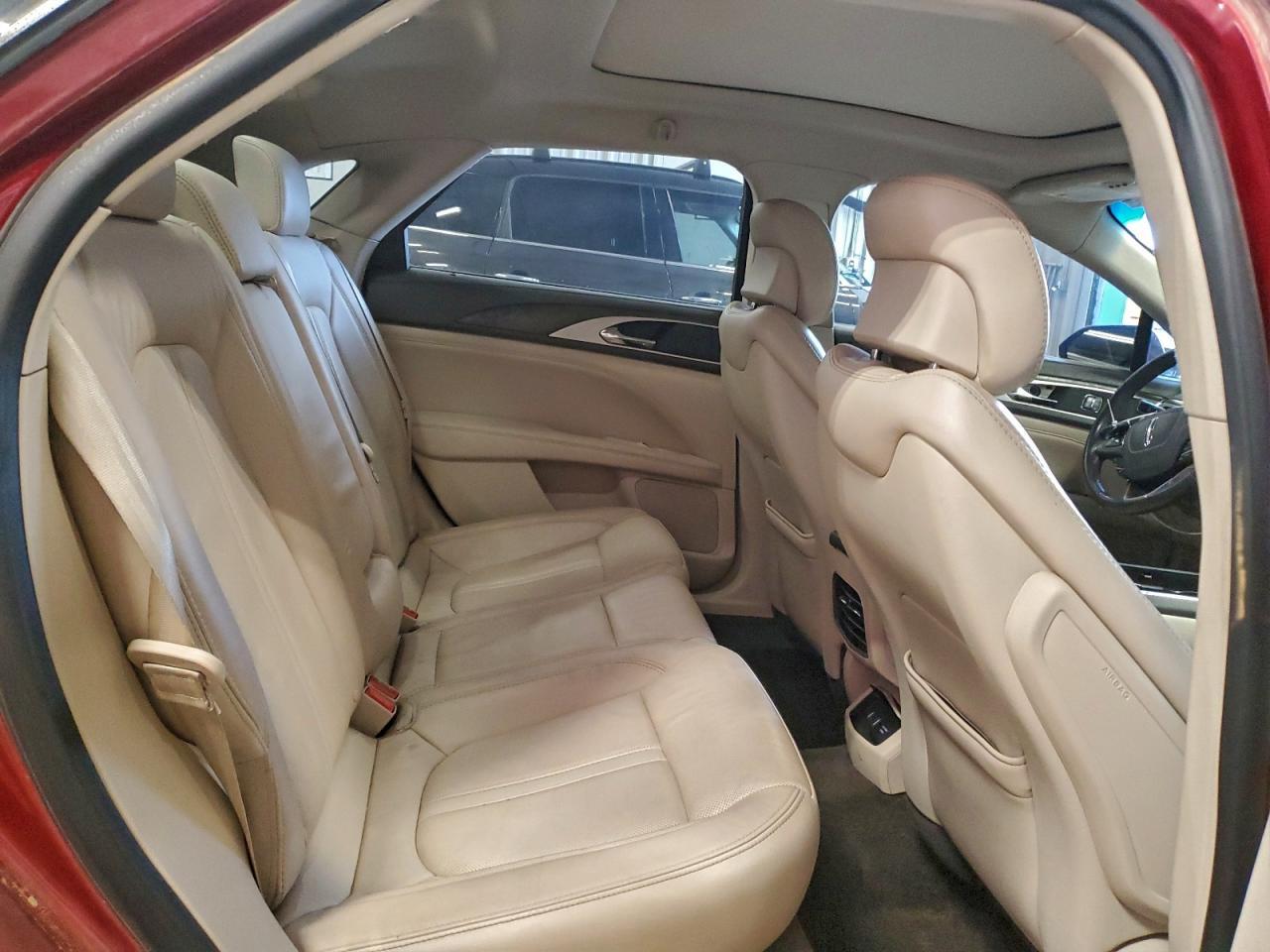2017 LINCOLN MKZ