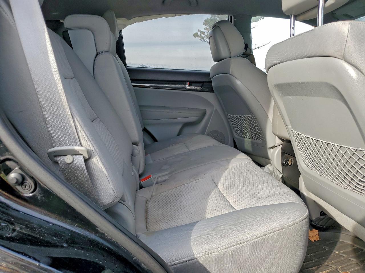 2011 KIA SORENTO