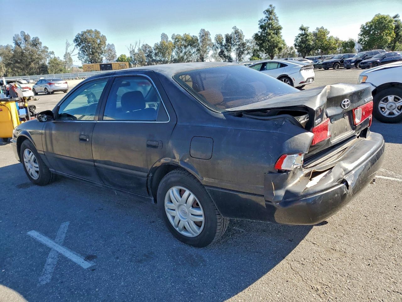2001 TOYOTA CAMRY