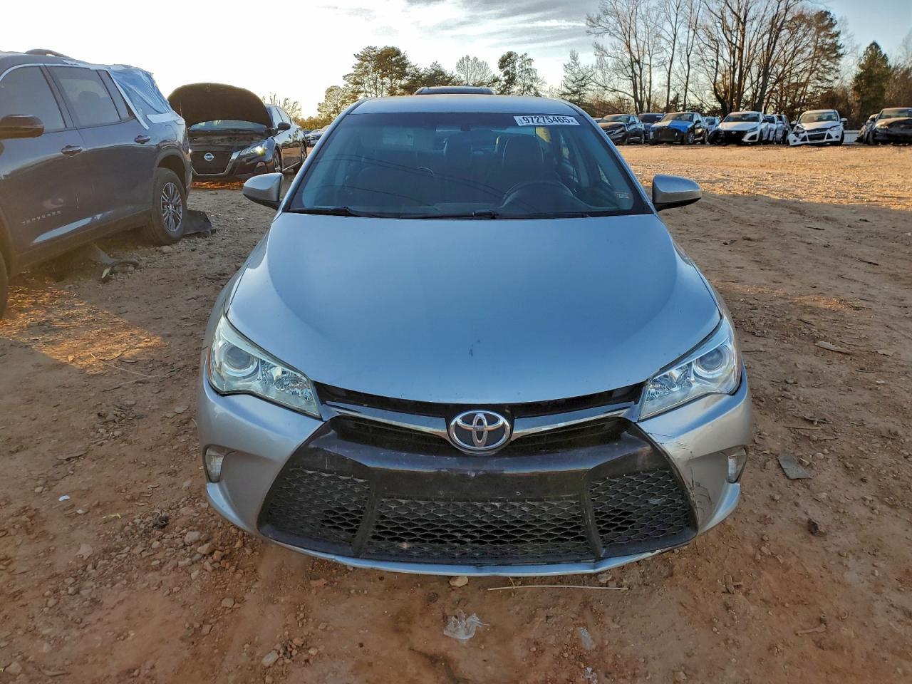 2016 TOYOTA CAMRY