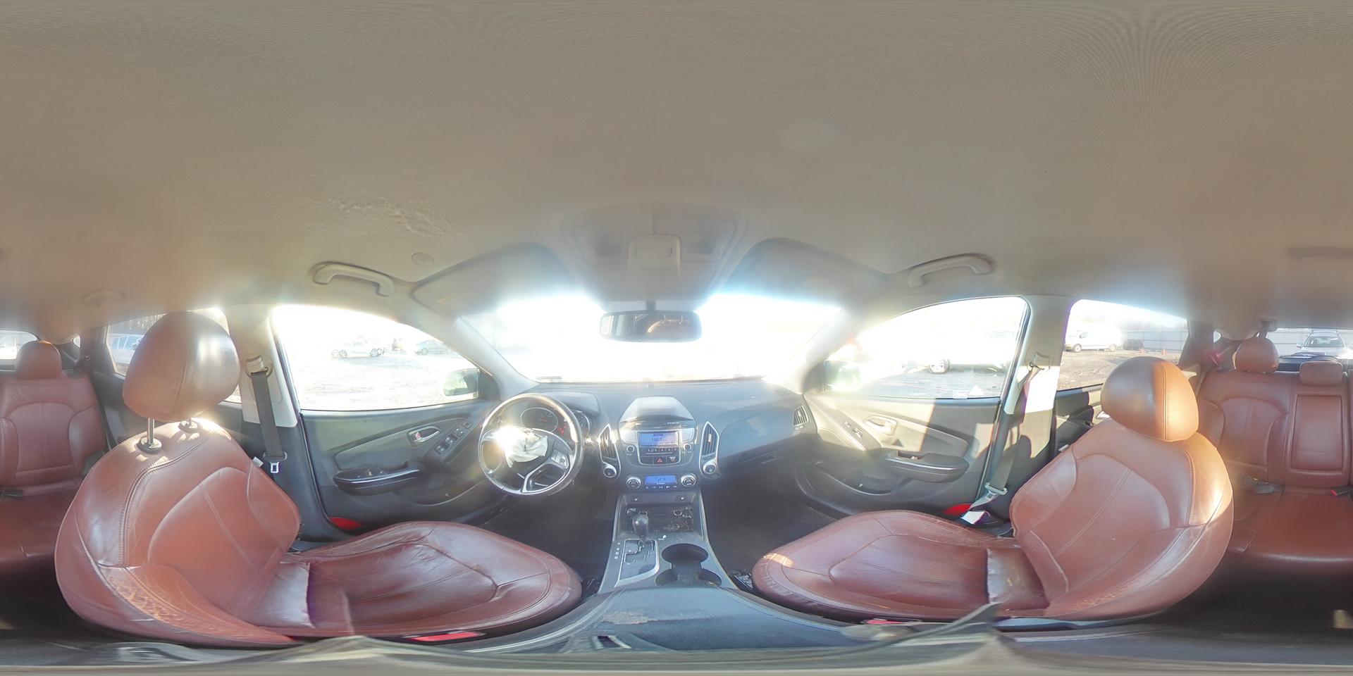 2011 HYUNDAI TUCSON