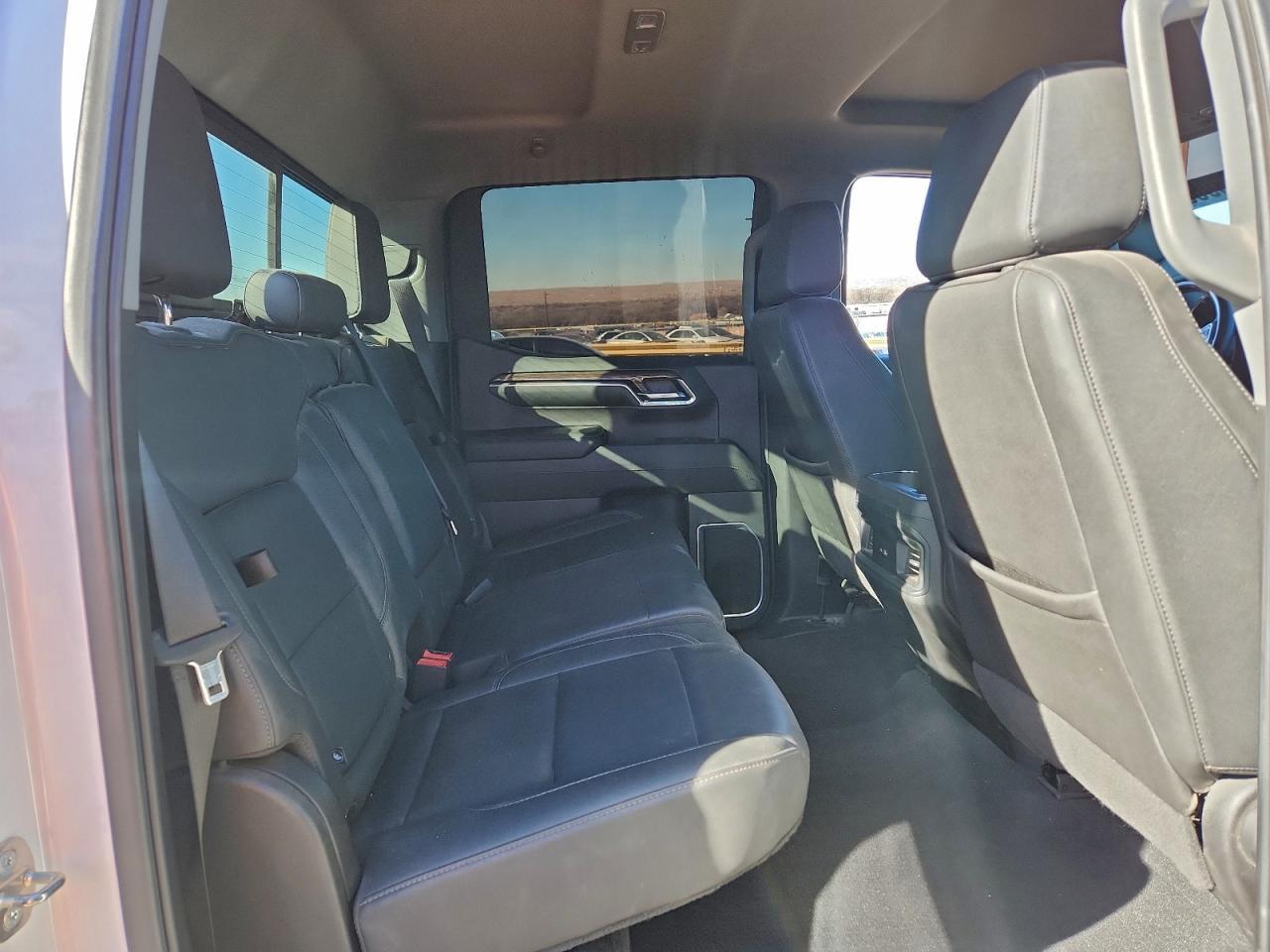 2024 CHEVROLET Silverado
