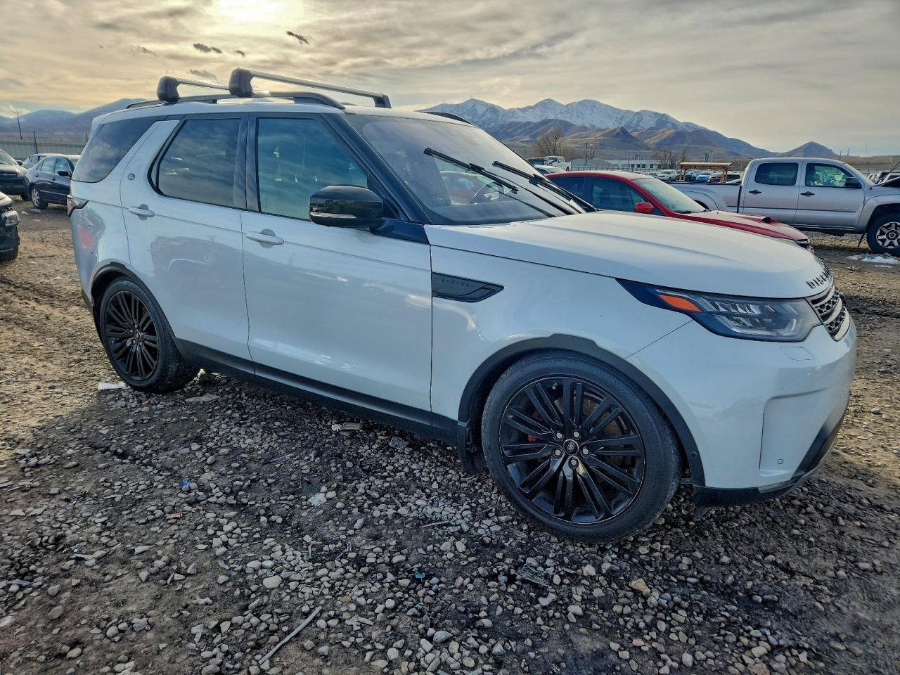 2017 LAND ROVER Discovery